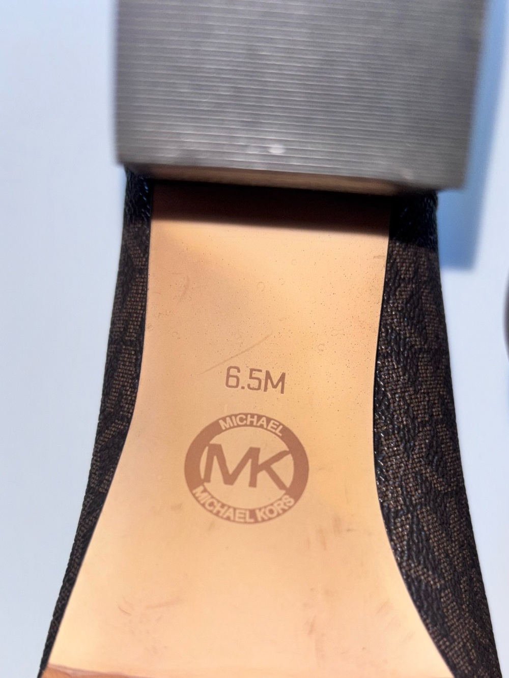 MICHAEL KORS SHOES - Picture 10 of 13